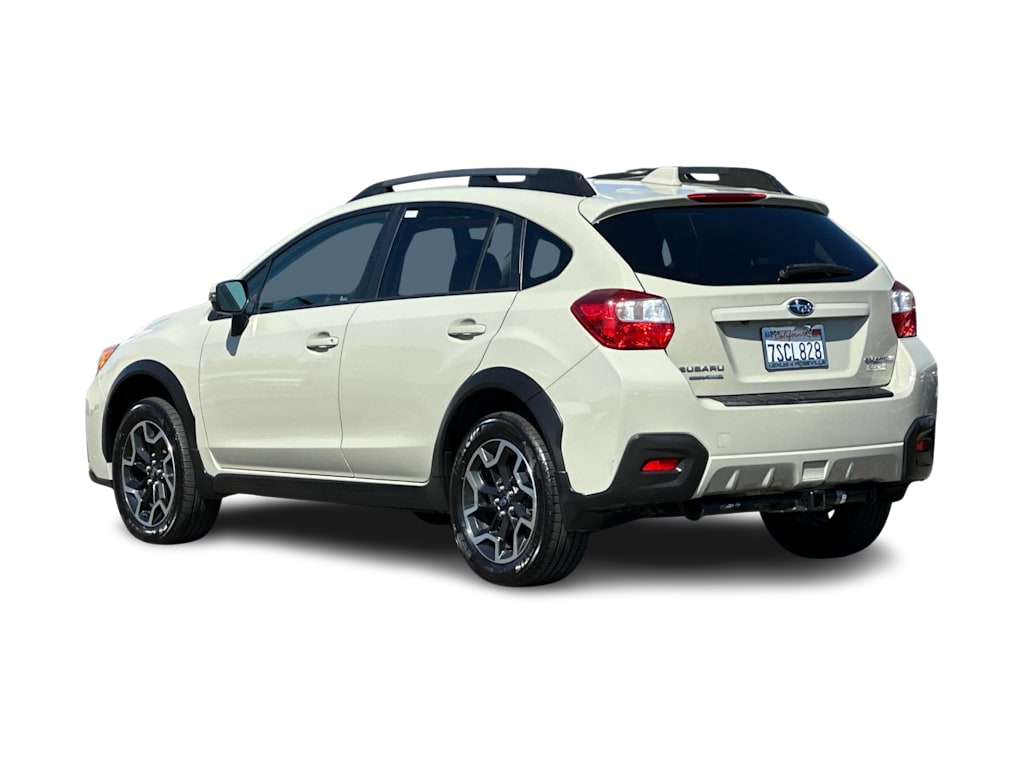 Thumbnail: 2016 Subaru Crosstrek - 4