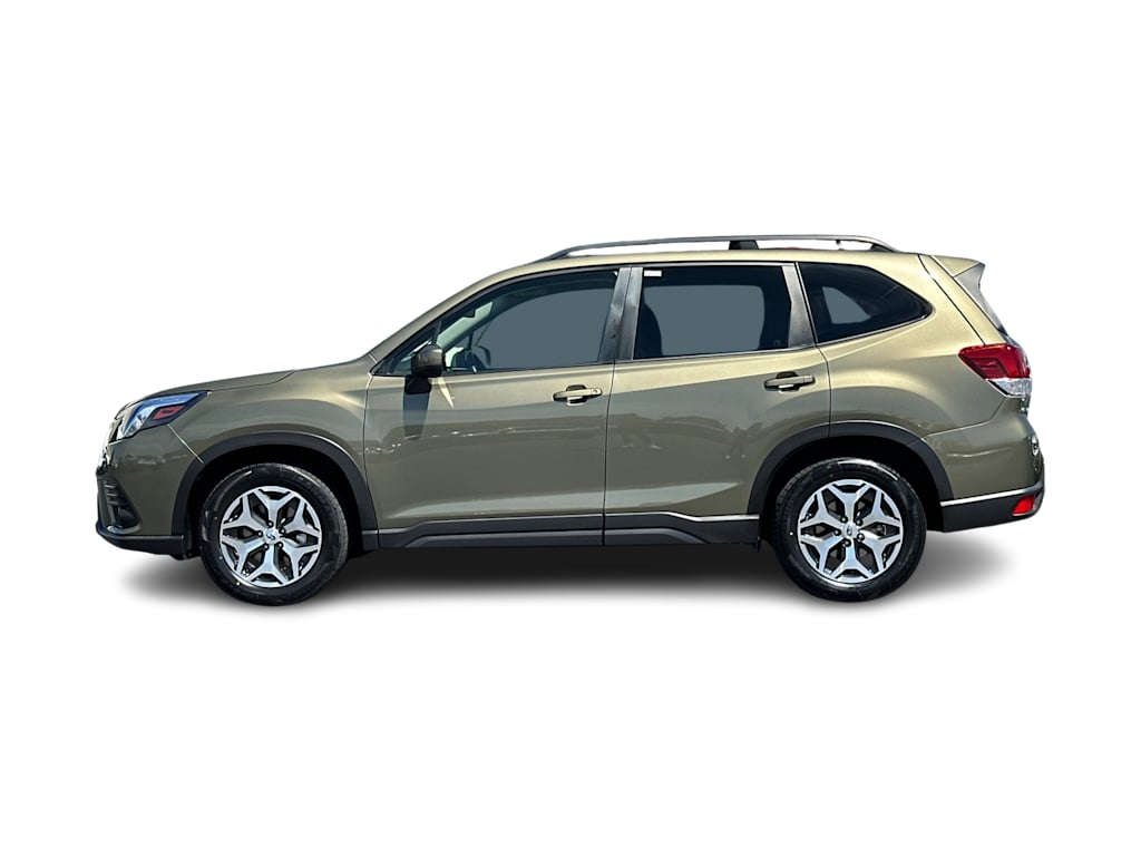 Thumbnail: 2022 Subaru Forester - 3