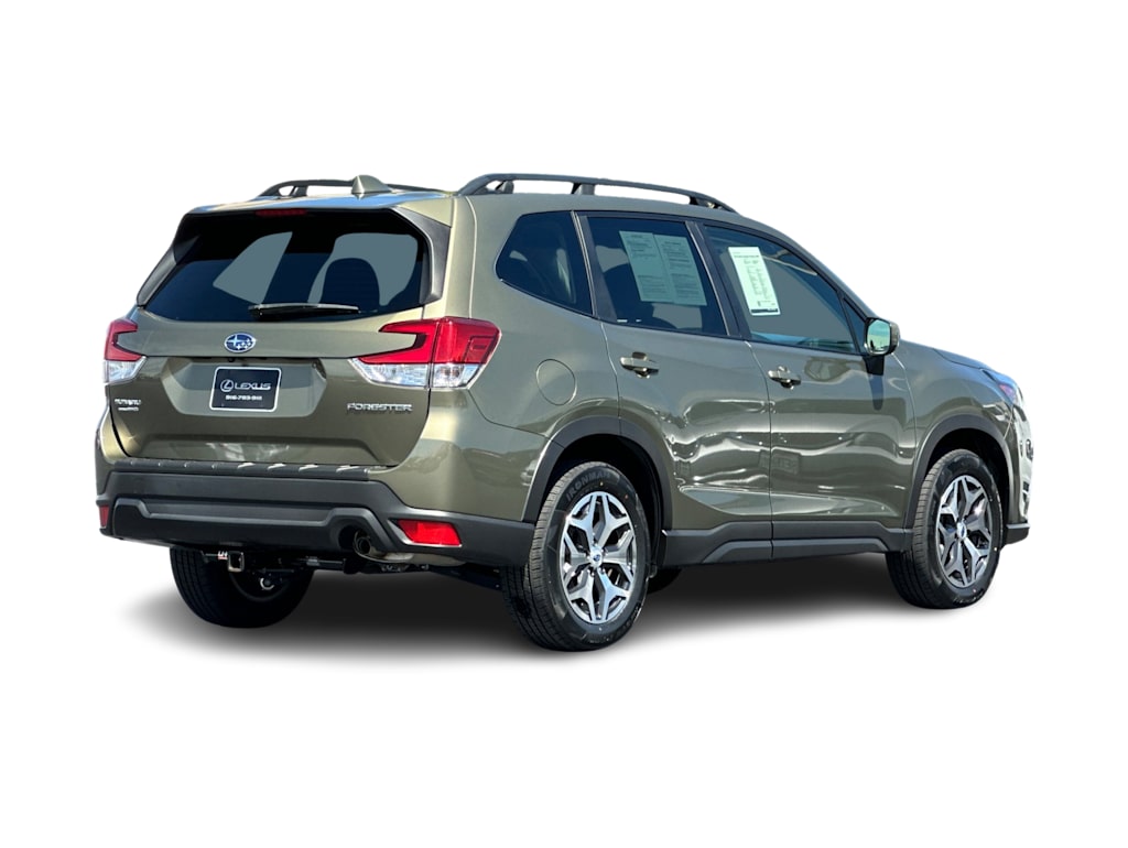 Thumbnail: 2022 Subaru Forester - 18