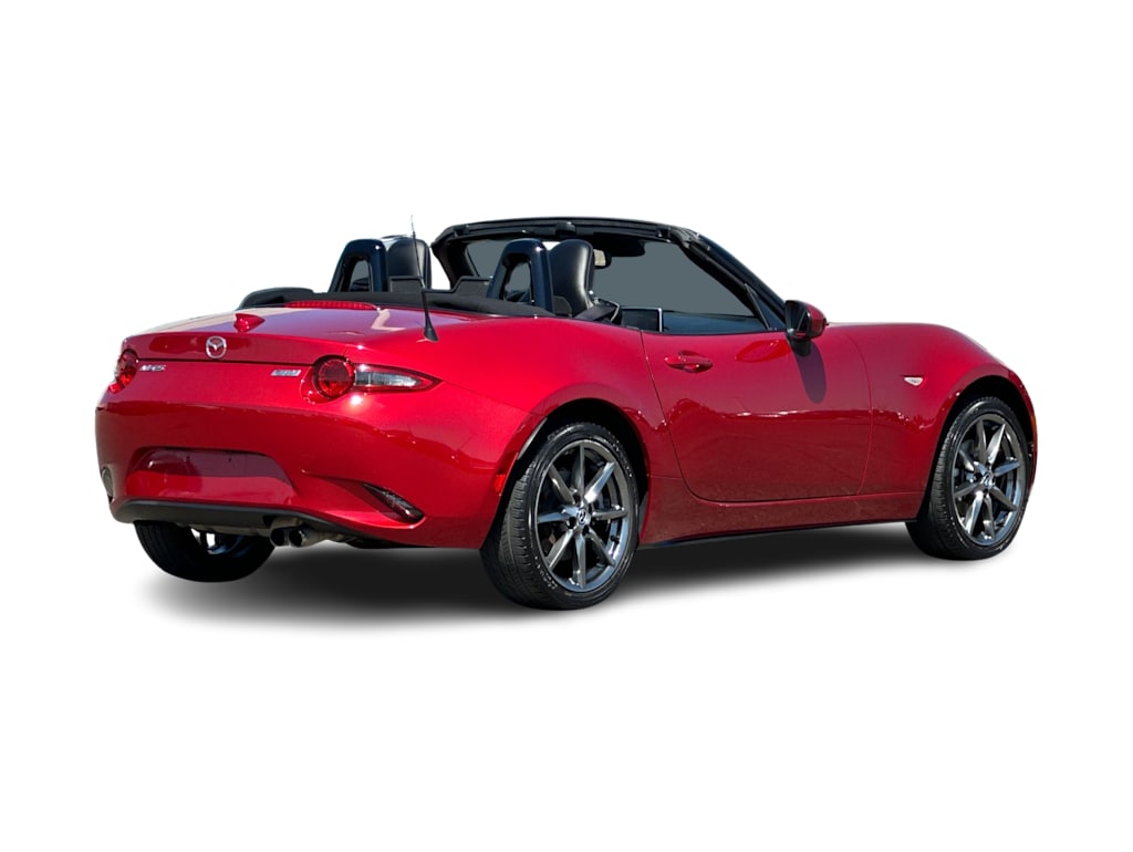 Thumbnail: 2016 Mazda MX-5 Miata - 15