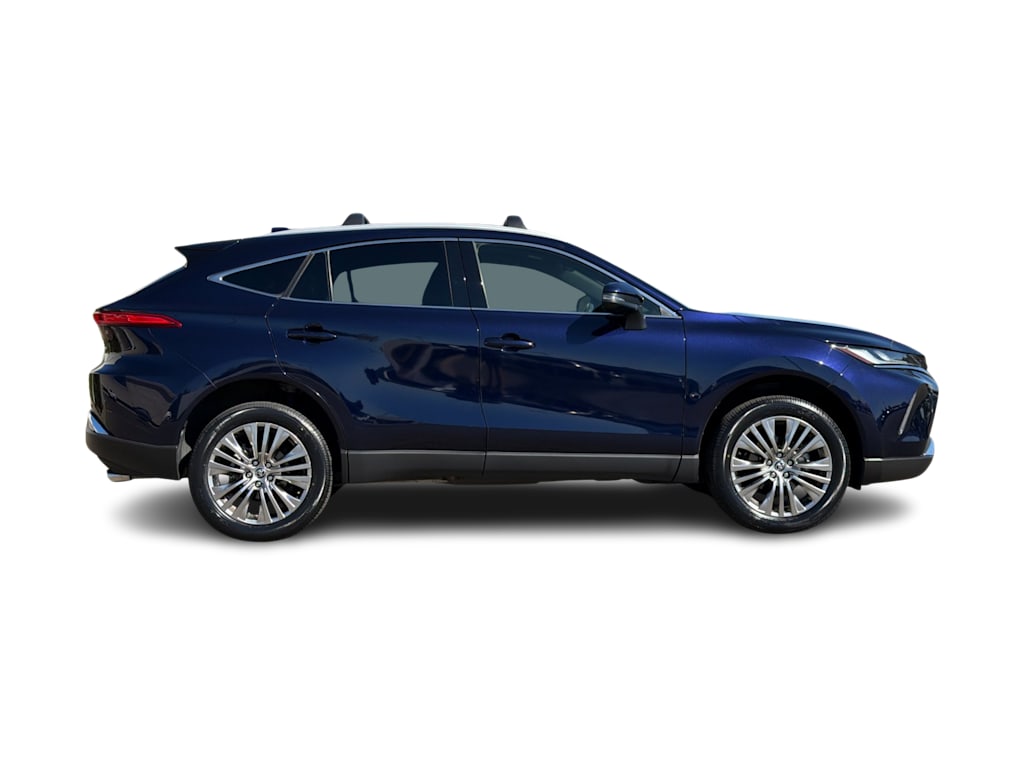 Thumbnail: 2022 Toyota Venza - 21