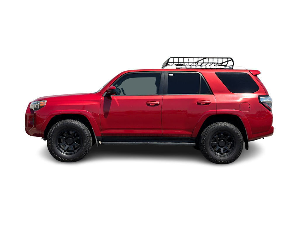 Thumbnail: 2018 Toyota 4Runner - 3