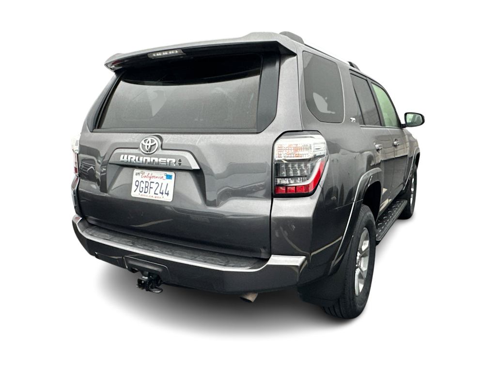 Thumbnail: 2021 Toyota 4Runner - 8