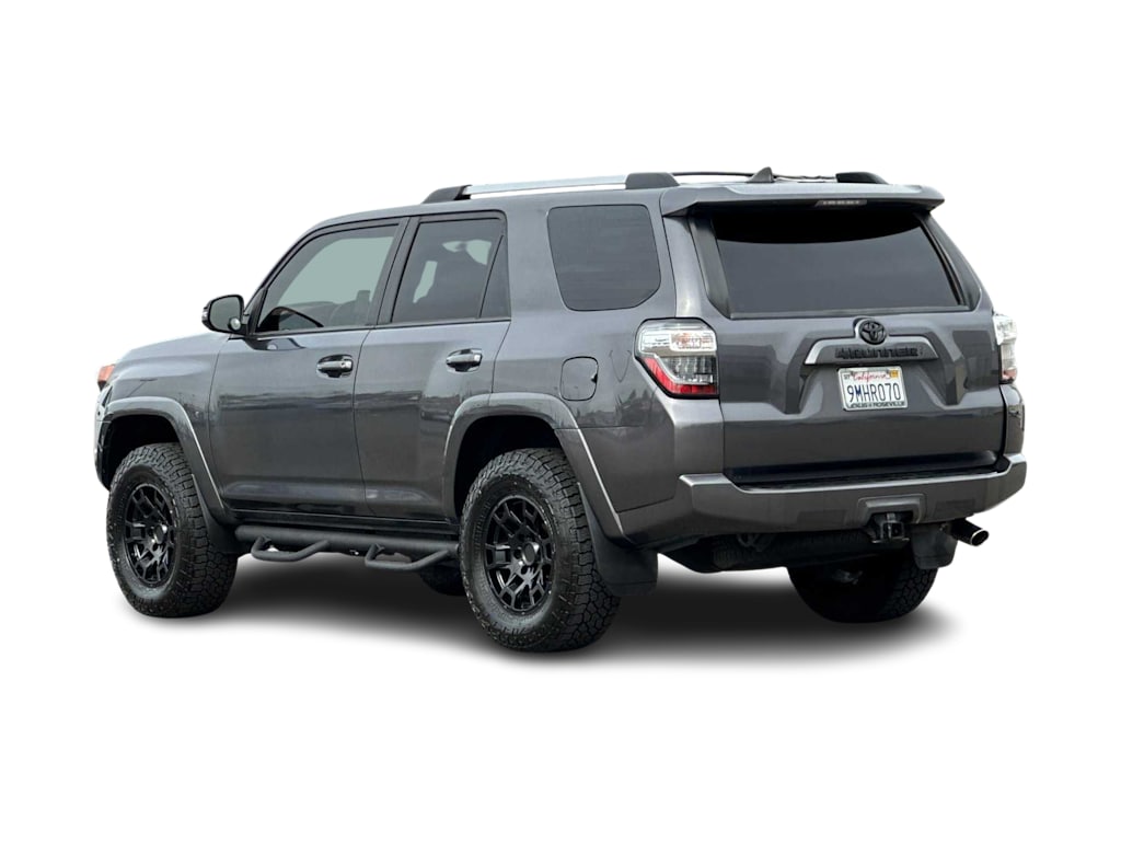 2021 Toyota 4Runner SR5 4