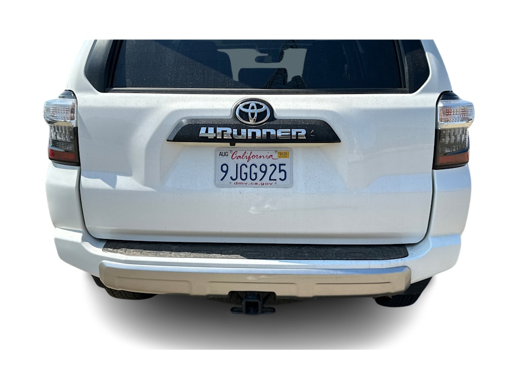 Thumbnail: 2023 Toyota 4Runner - 17