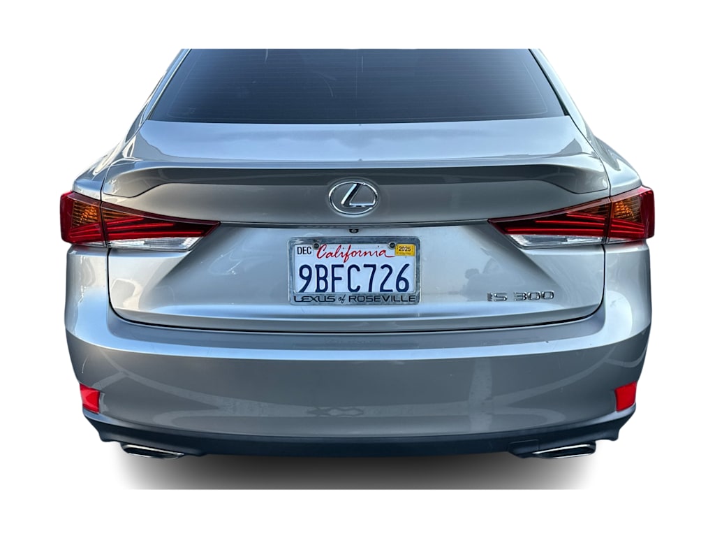Thumbnail: 2019 Lexus IS - 17