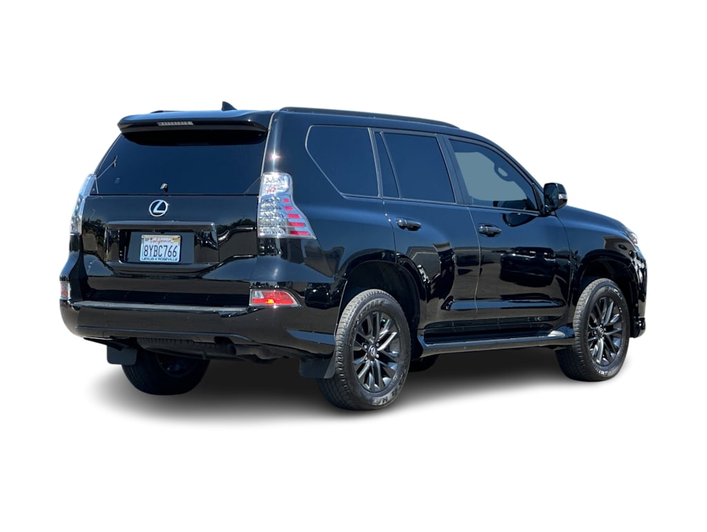 Thumbnail: 2021 Lexus GX - 16