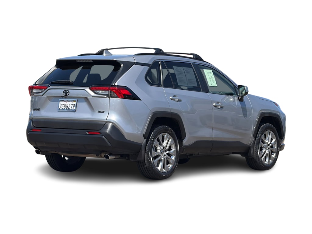 Thumbnail: 2023 Toyota RAV4 - 19