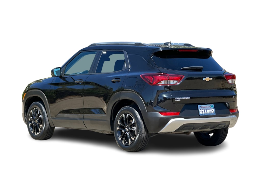 Thumbnail: 2023 Chevrolet TrailBlazer - 4