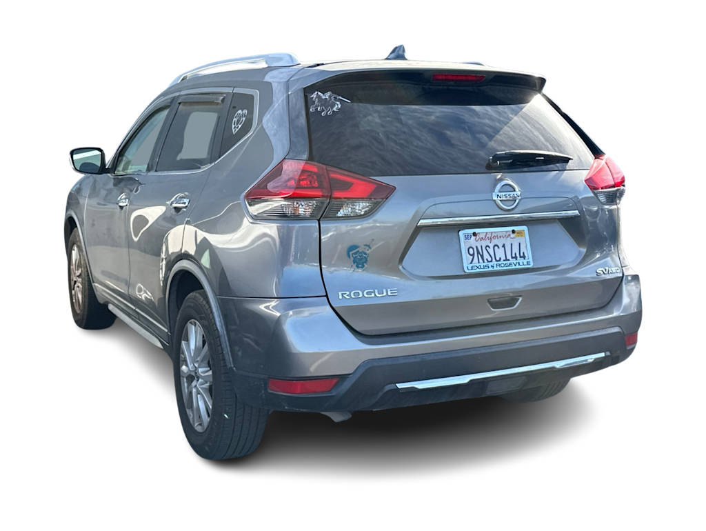 2018 Nissan Rogue SV 2