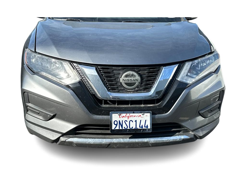 2018 Nissan Rogue SV 12