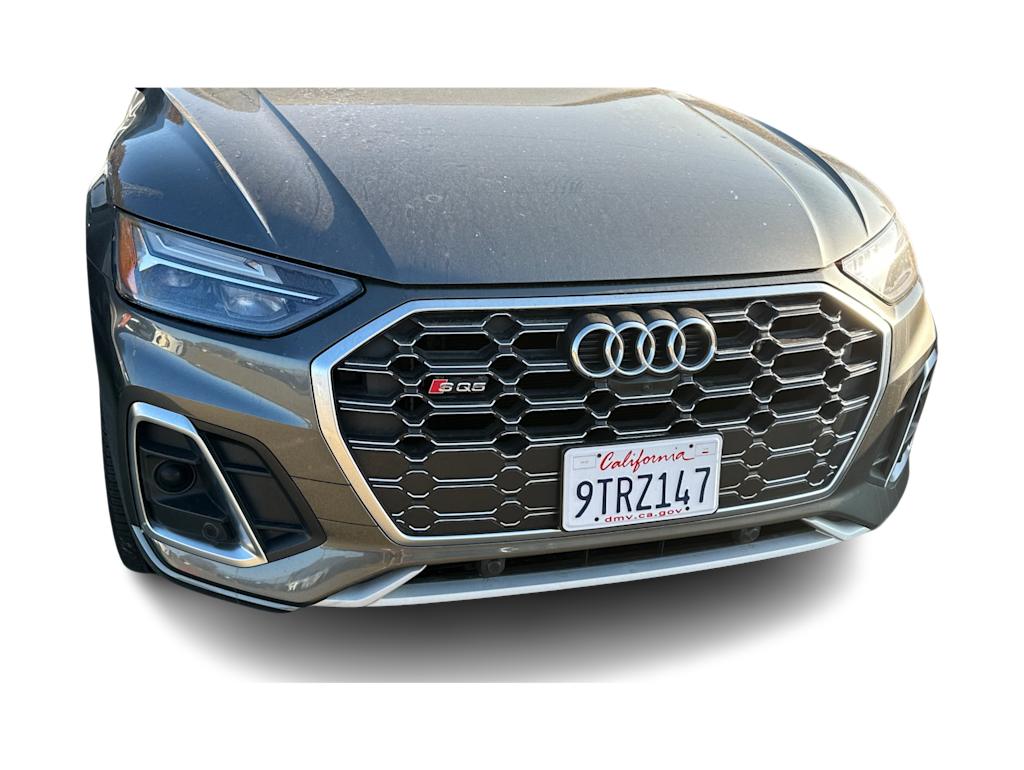 Thumbnail: 2022 Audi SQ5 - 11