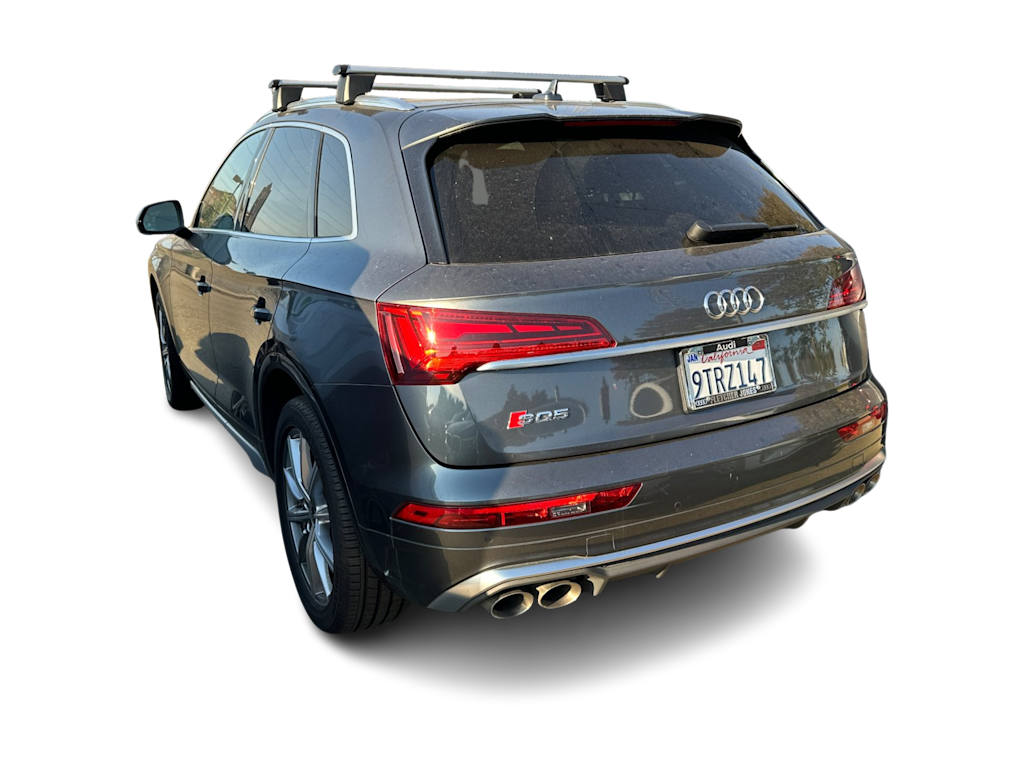 Thumbnail: 2022 Audi SQ5 - 2