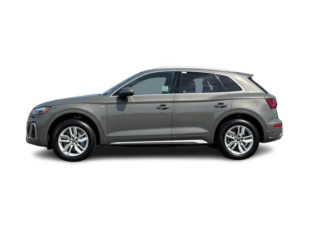 Thumbnail: 2023 Audi Q5 - 3