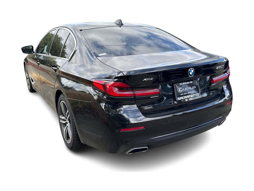 Thumbnail: 2021 BMW 5 Series - 2