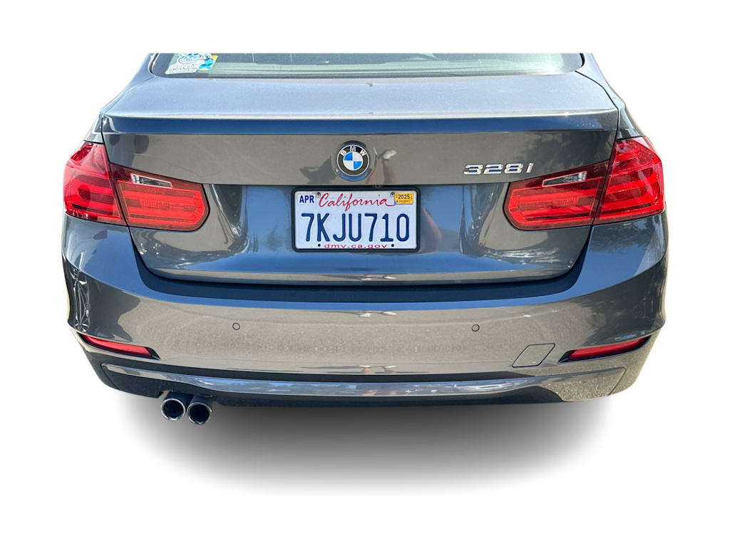 Thumbnail: 2015 BMW 3 Series - 16