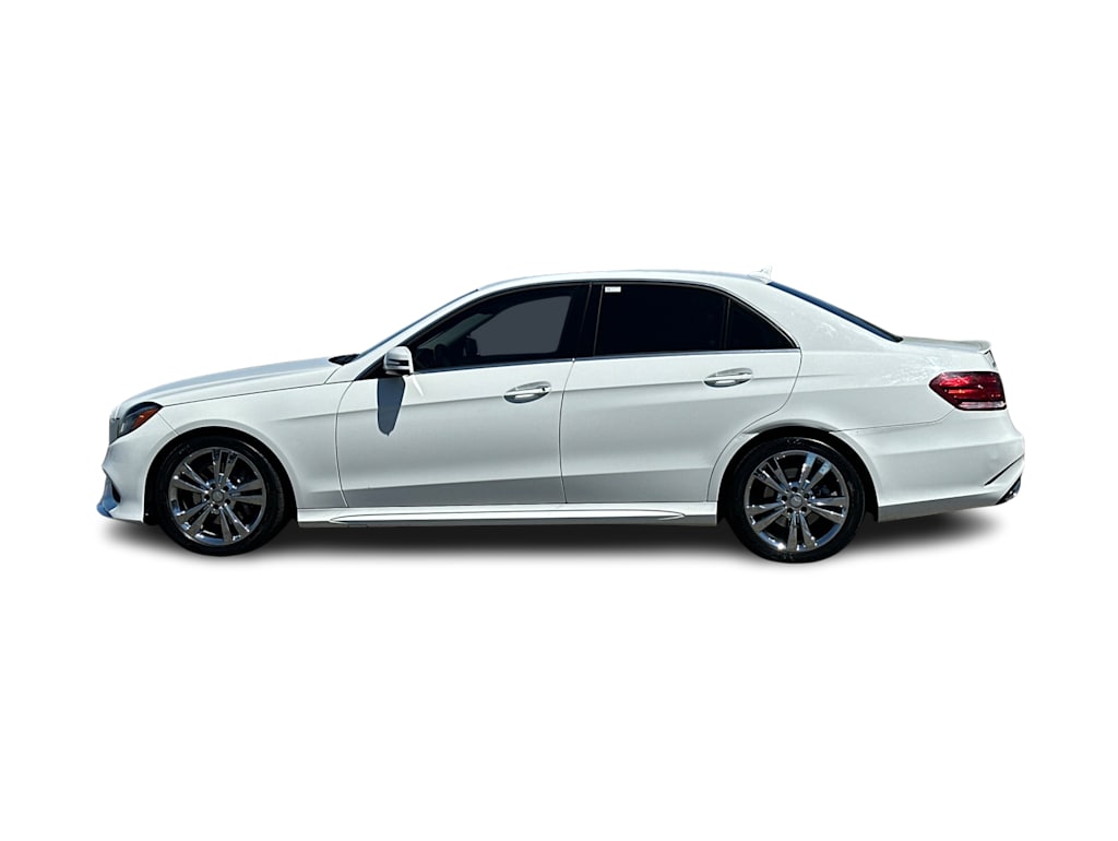 Thumbnail: 2016 Mercedes-Benz E-Class - 3