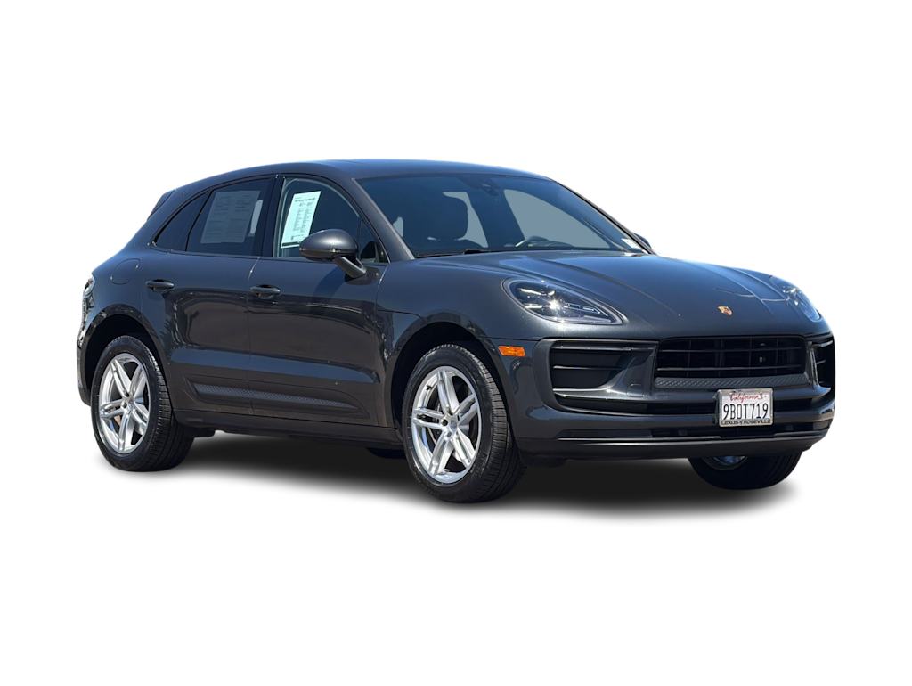 Thumbnail: 2022 Porsche Macan - 20