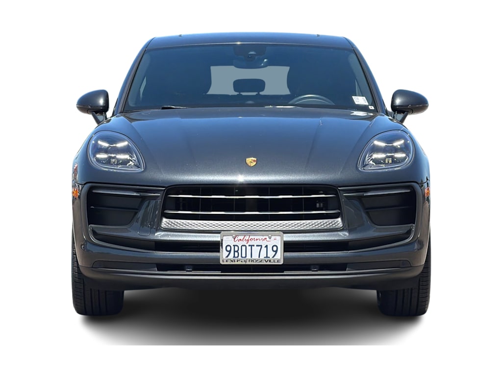 Thumbnail: 2022 Porsche Macan - 6