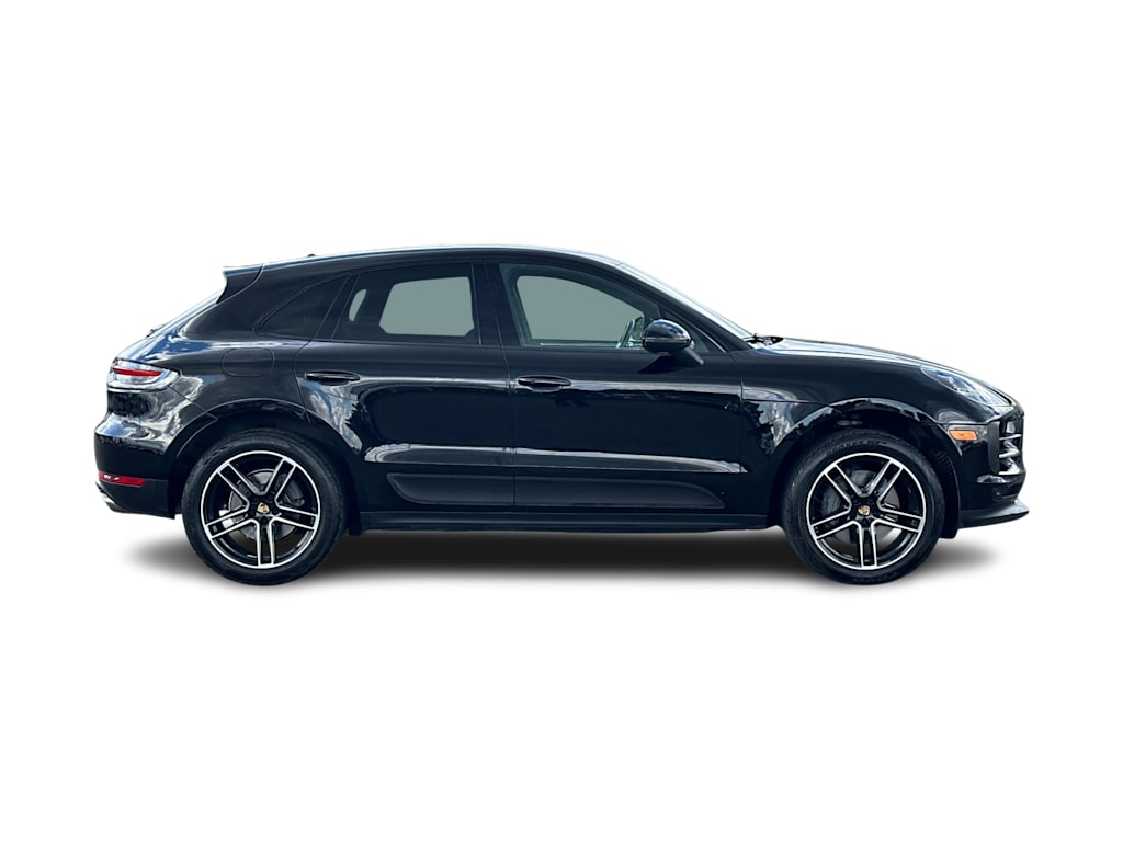 Thumbnail: 2020 Porsche Macan - 20