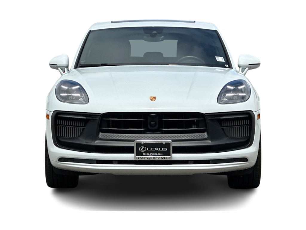 Thumbnail: 2023 Porsche Macan - 21