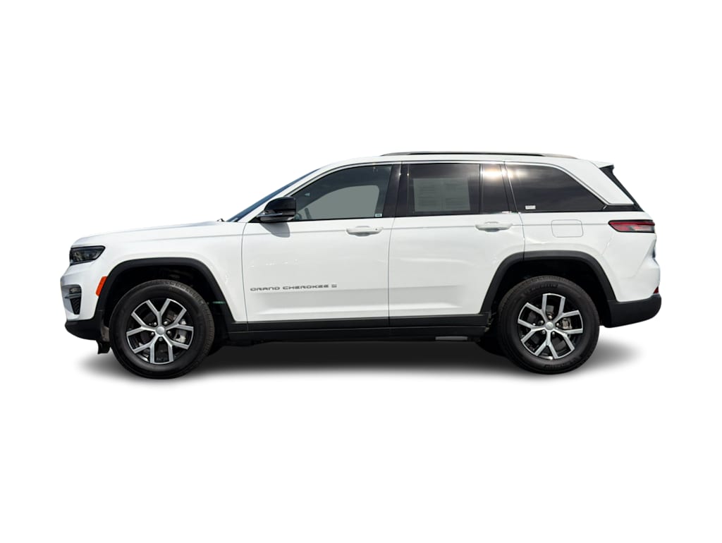 Thumbnail: 2024 Jeep Grand Cherokee - 3