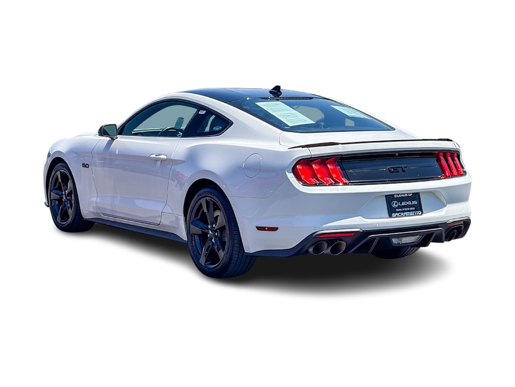 Thumbnail: 2022 Ford Mustang - 3