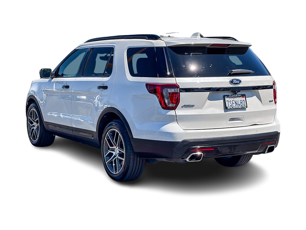 Thumbnail: 2016 Ford Explorer - 3