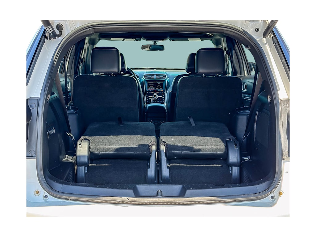 Thumbnail: 2016 Ford Explorer - 14