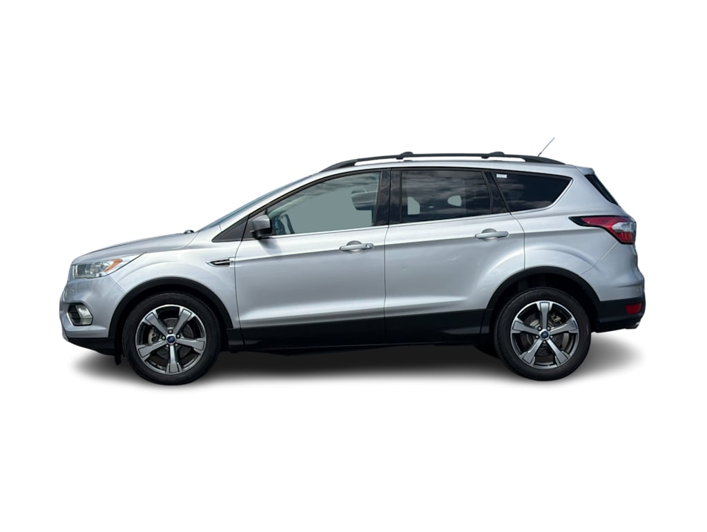 Thumbnail: 2017 Ford Escape - 3