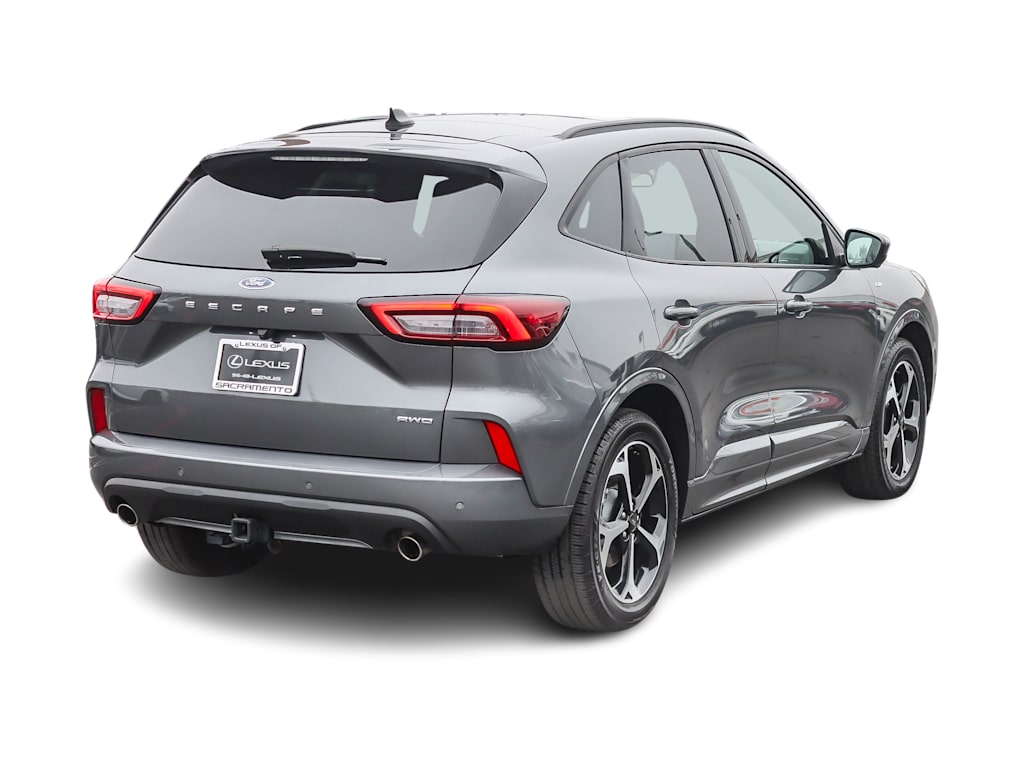 Thumbnail: 2023 Ford Escape - 15