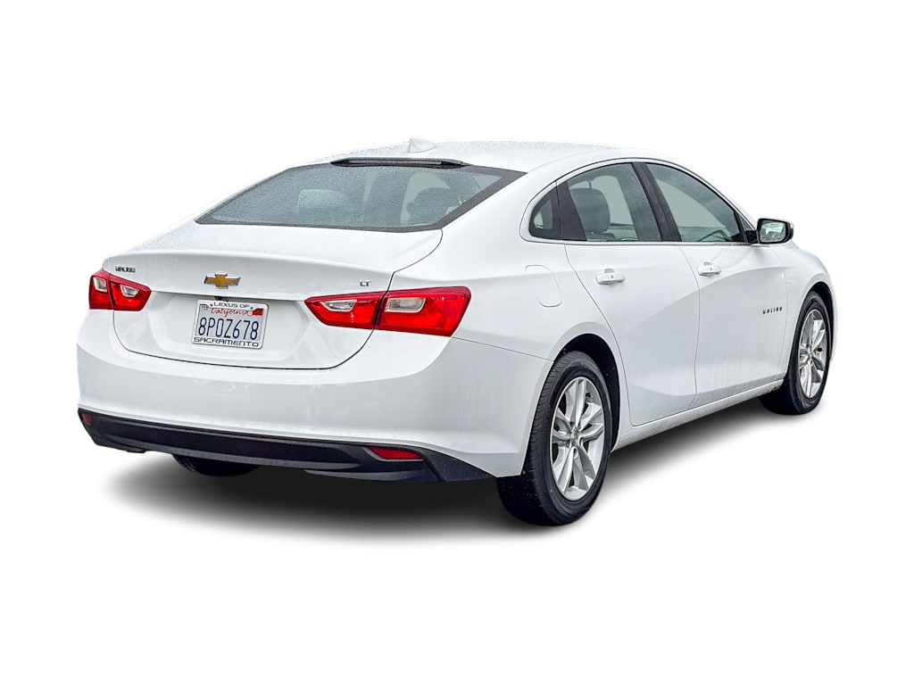 Thumbnail: 2018 Chevrolet Malibu - 15