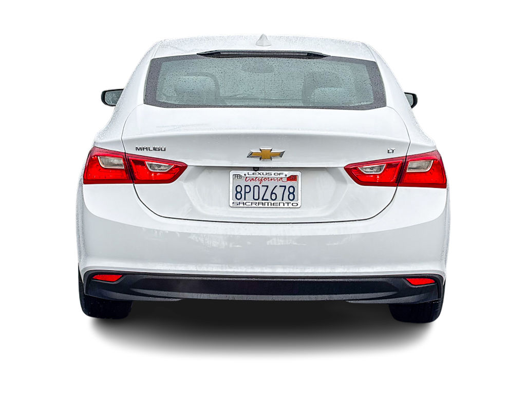 Thumbnail: 2018 Chevrolet Malibu - 4