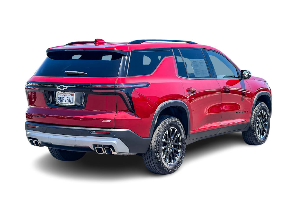 Thumbnail: 2024 Chevrolet Traverse - 16