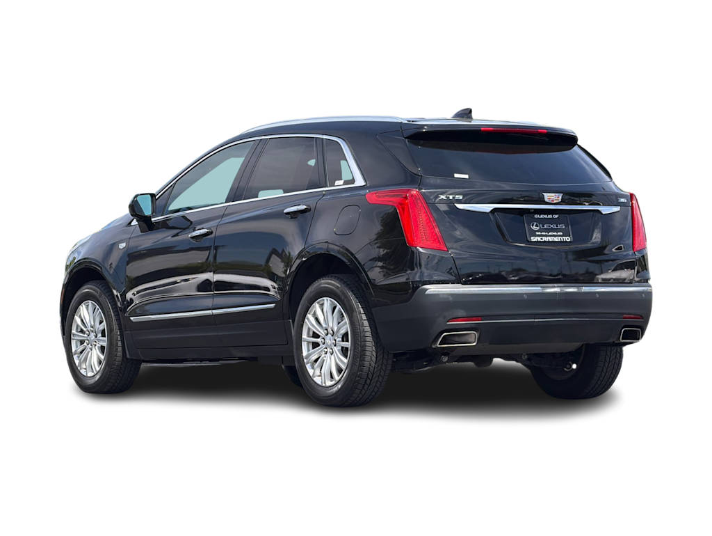 Thumbnail: 2017 Cadillac XT5 - 4