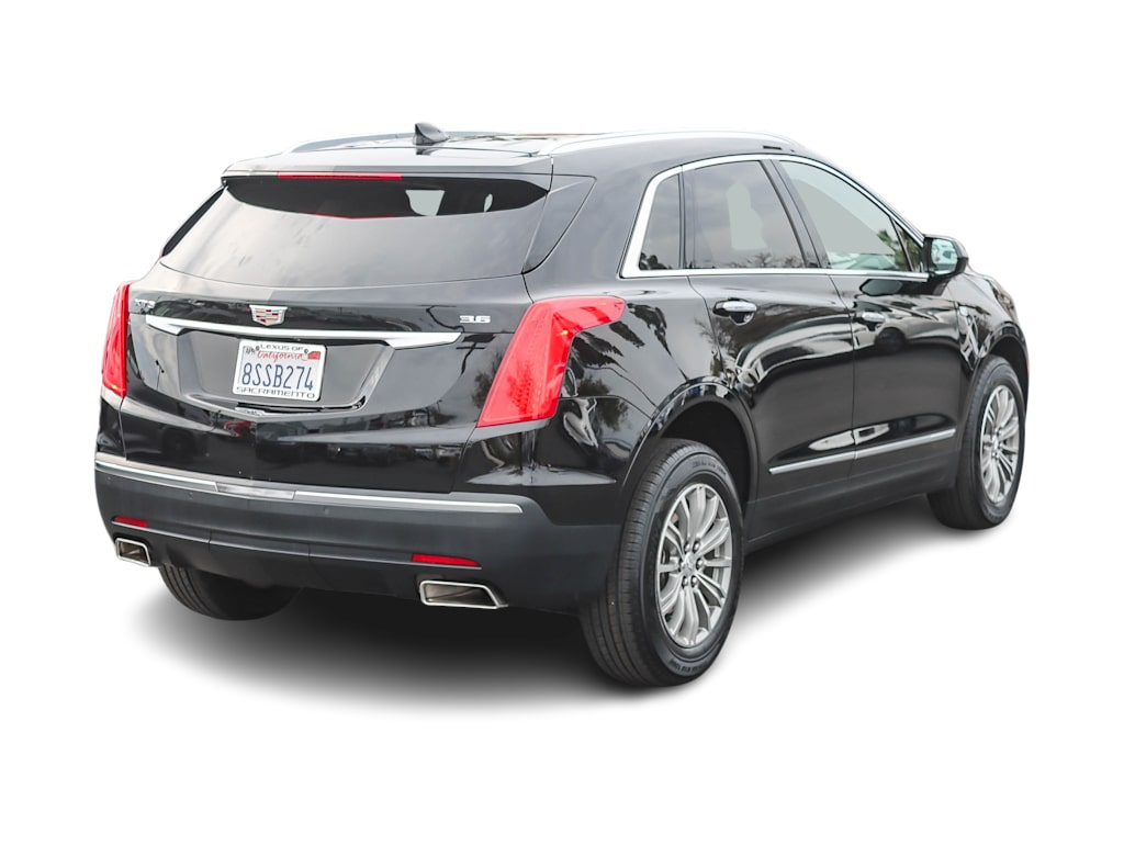 Thumbnail: 2017 Cadillac XT5 - 16