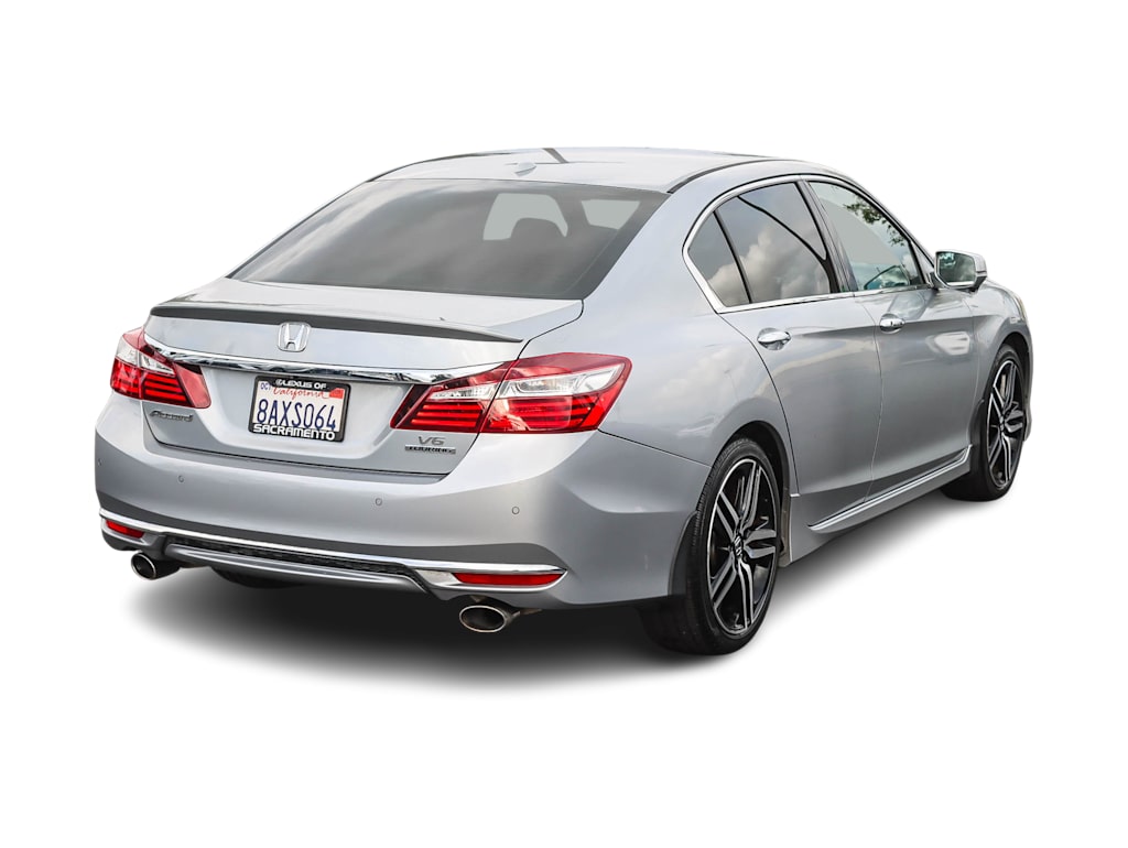 Thumbnail: 2017 Honda Accord - 17