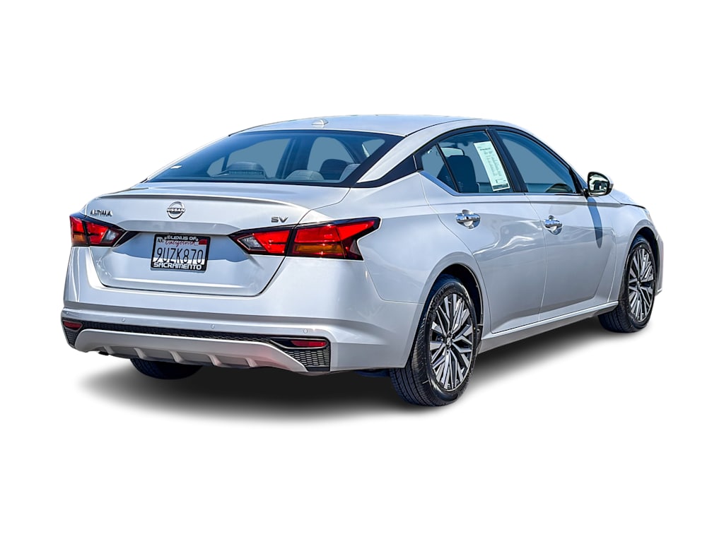 Thumbnail: 2023 Nissan Altima - 17