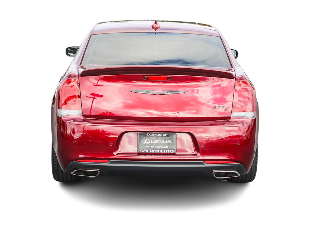 Thumbnail: 2022 Chrysler 300 - 4