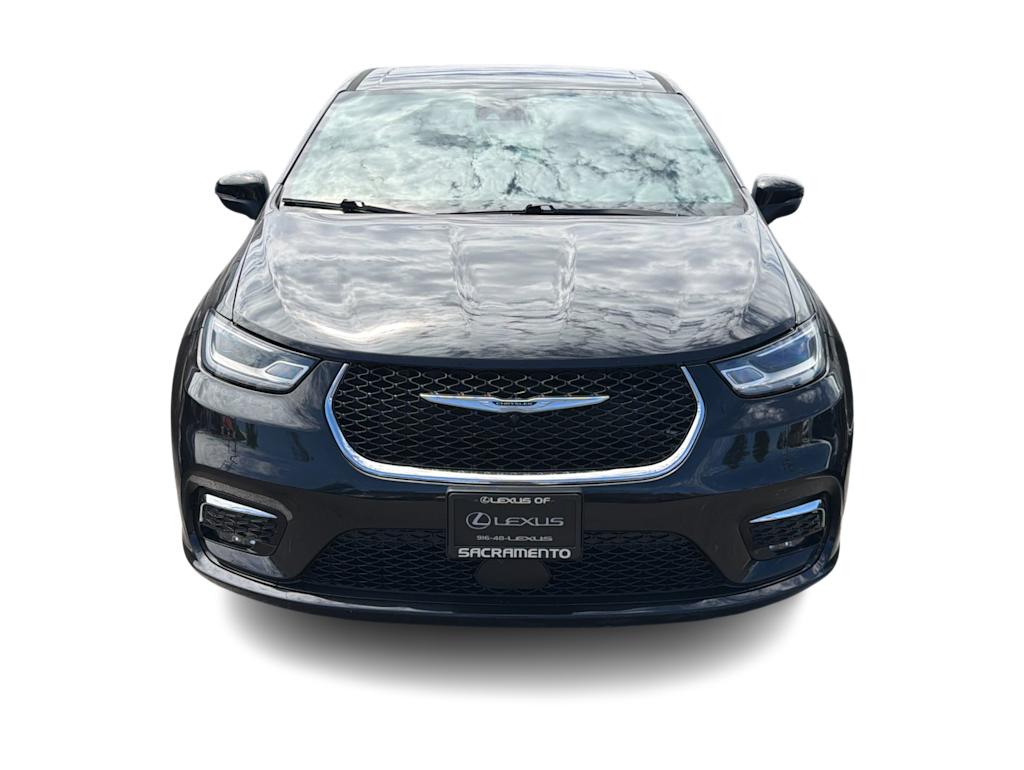 Thumbnail: 2023 Chrysler Pacifica - 4
