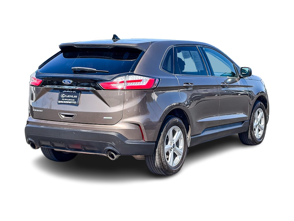 Thumbnail: 2019 Ford Edge - 15