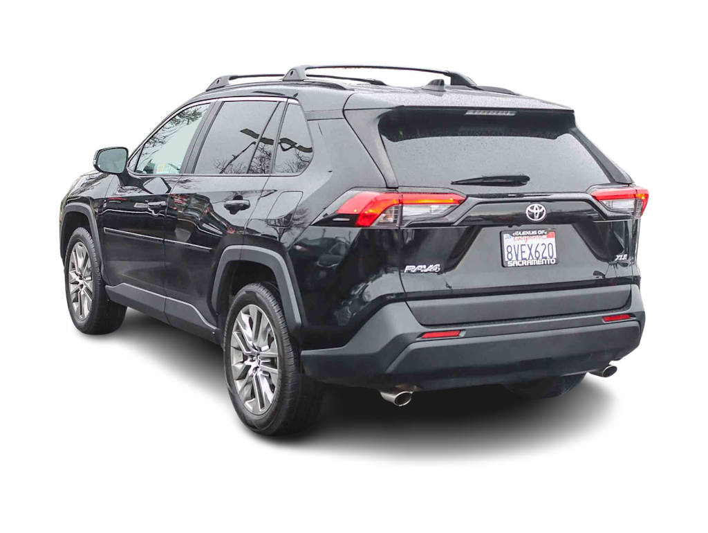 Thumbnail: 2021 Toyota RAV4 - 3