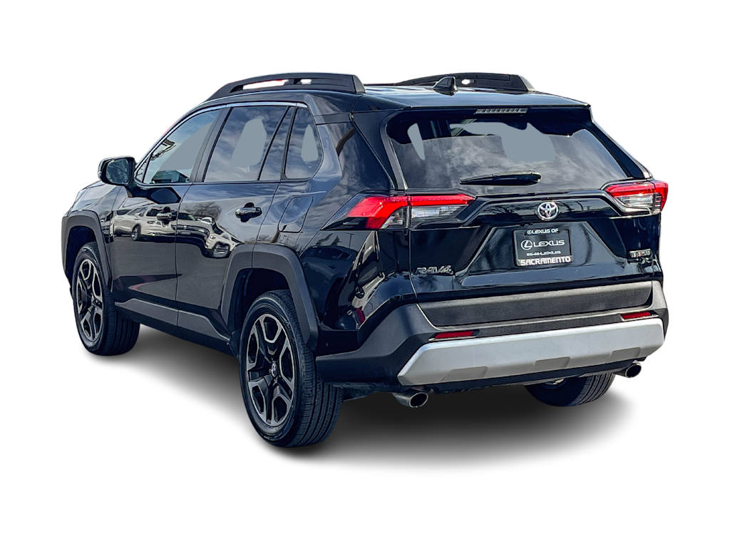 Thumbnail: 2019 Toyota RAV4 - 3