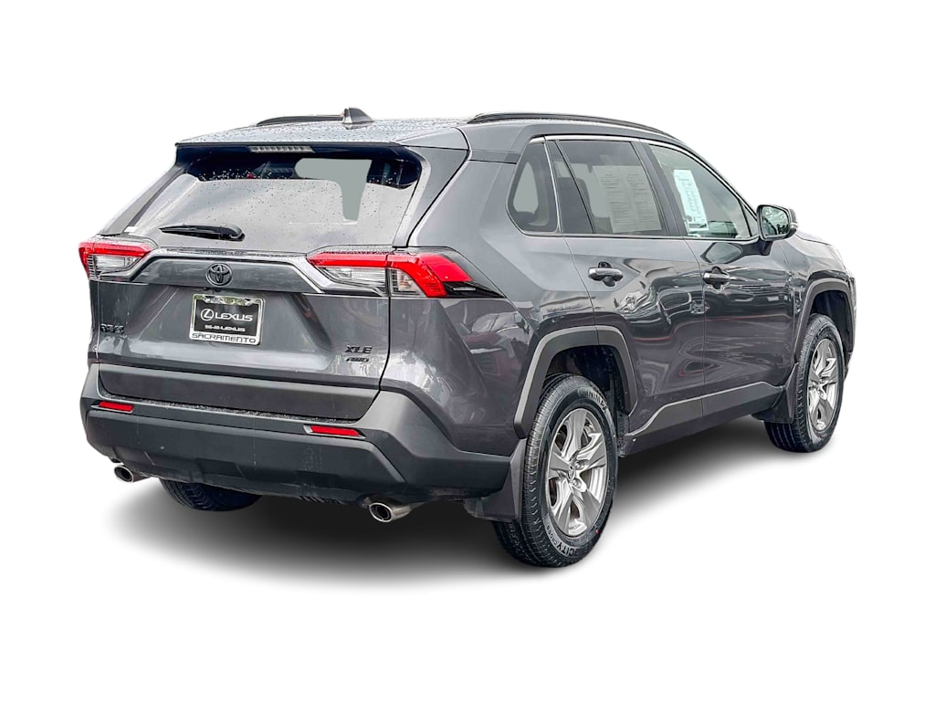 Thumbnail: 2023 Toyota RAV4 - 16