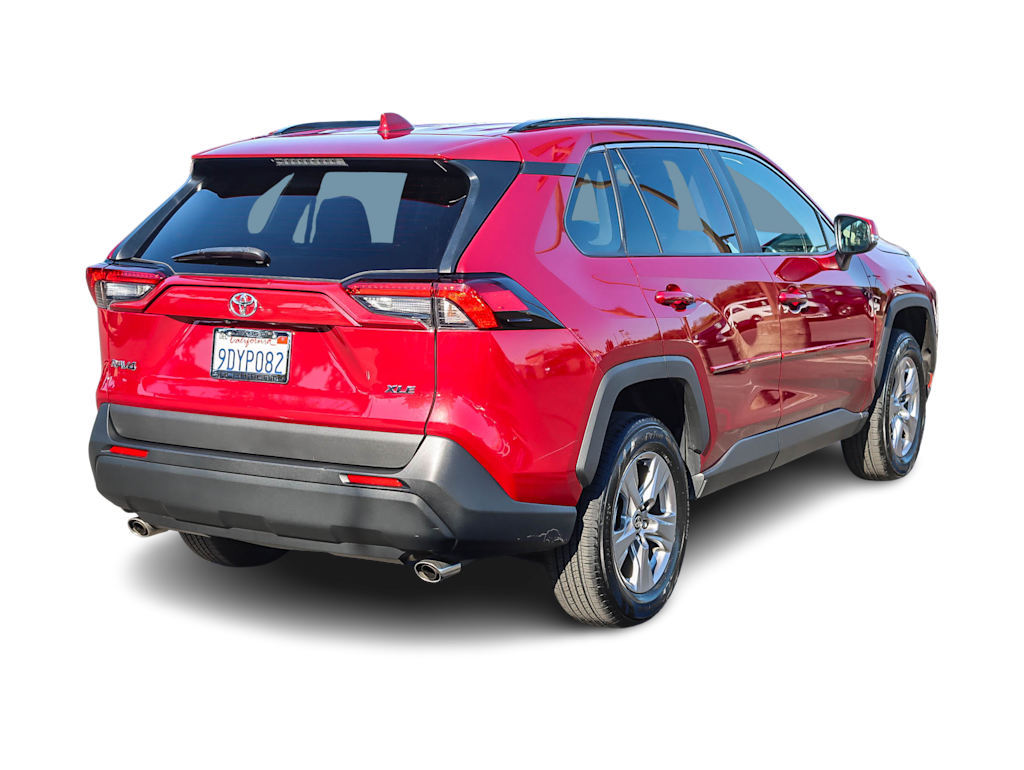 Thumbnail: 2023 Toyota RAV4 - 17