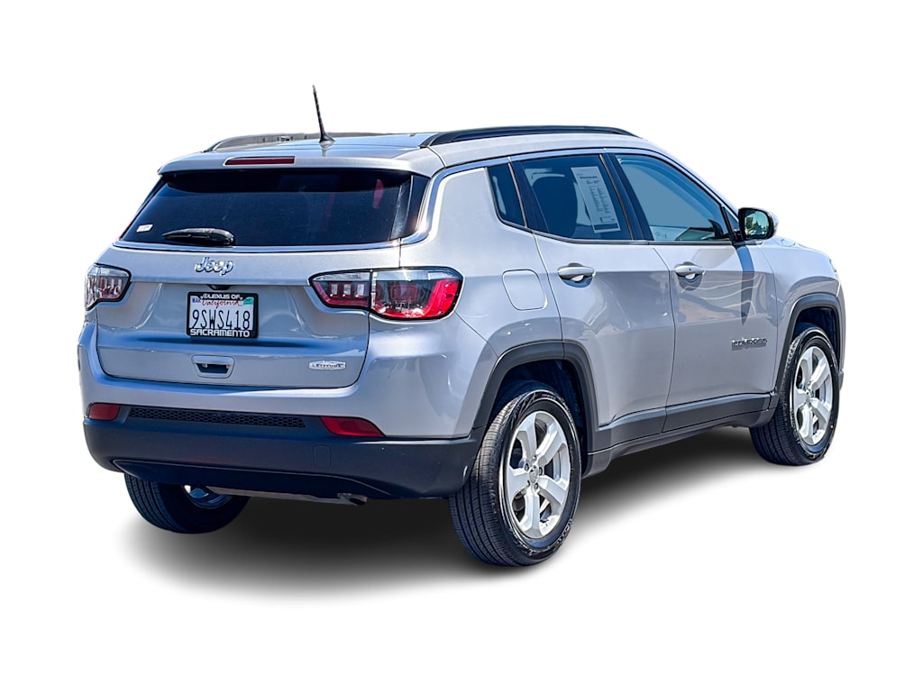 Thumbnail: 2018 Jeep Compass - 16