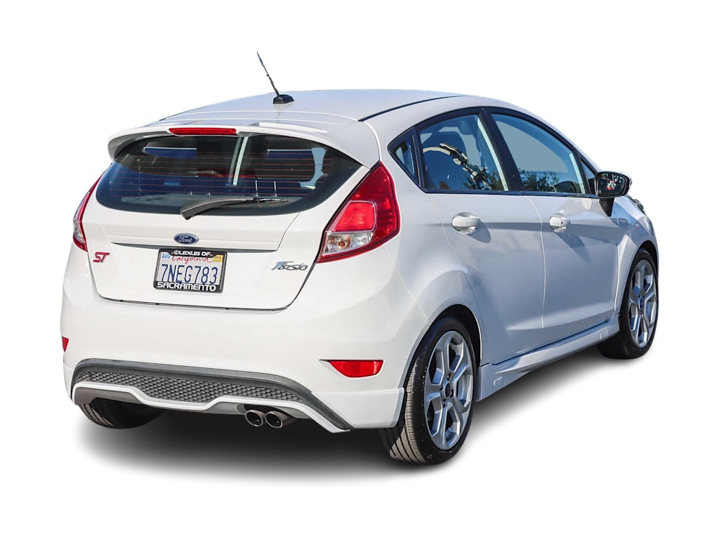 Thumbnail: 2015 Ford Fiesta - 16