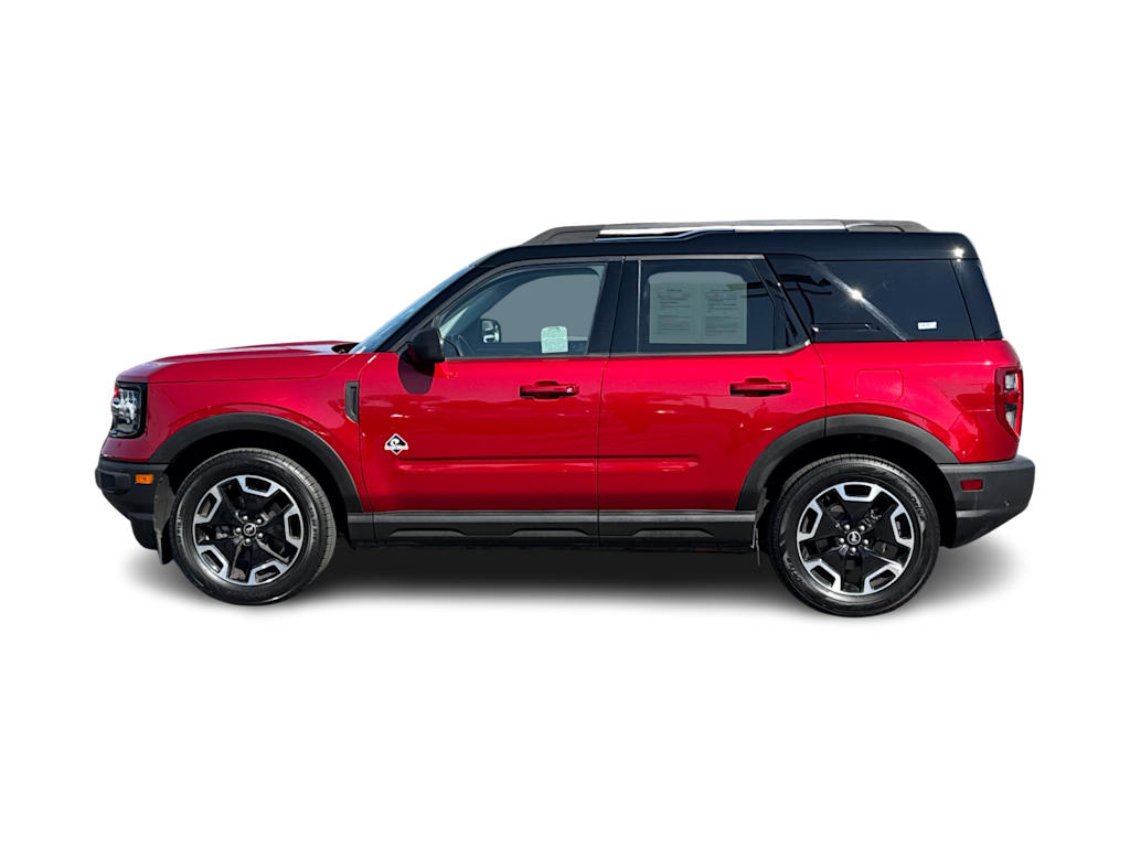 Thumbnail: 2021 Ford Bronco Sport - 3