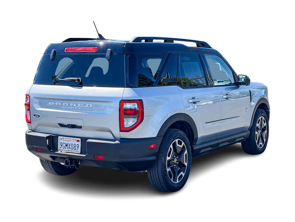 Thumbnail: 2022 Ford Bronco Sport - 16