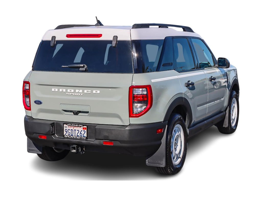 Thumbnail: 2023 Ford Bronco Sport - 17